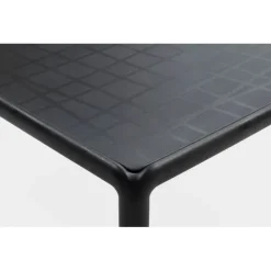 Table Komodo