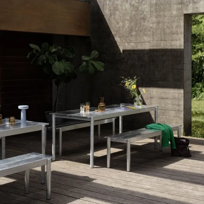 Table Linear Steel