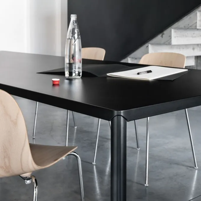 Table passe-partout