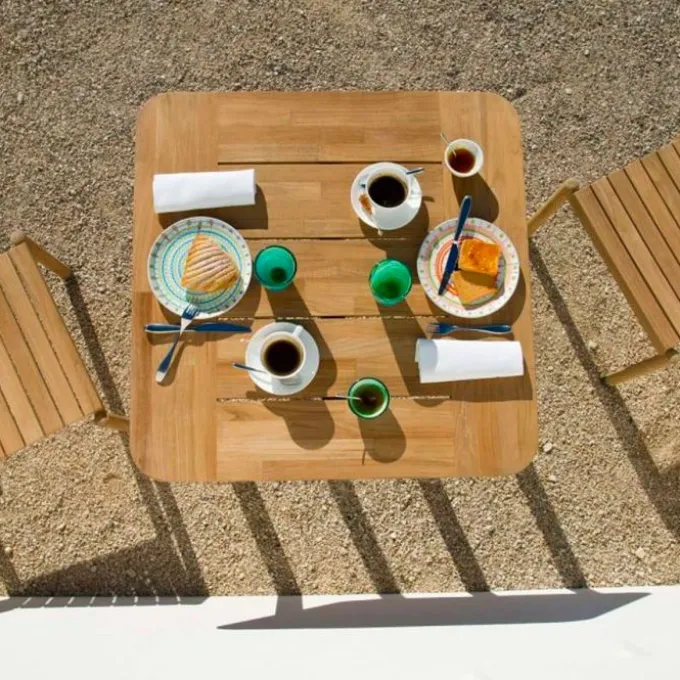 Table Pevero