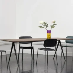 Table Pyramide 02