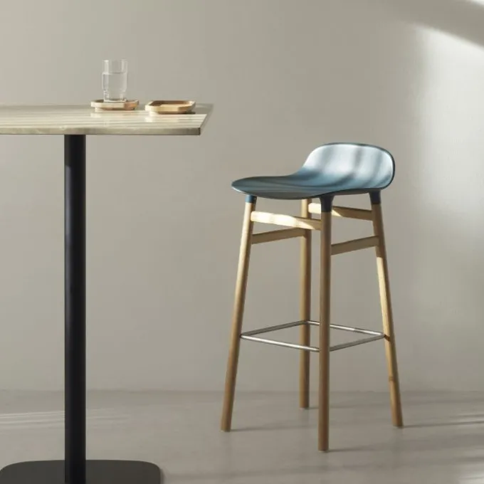 Tabouret de bar Form pieds en bois