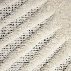 Tapis naturel Edgy - New Zealand wool