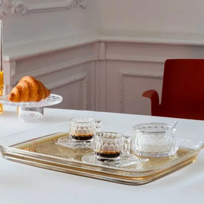 Teatime plateau