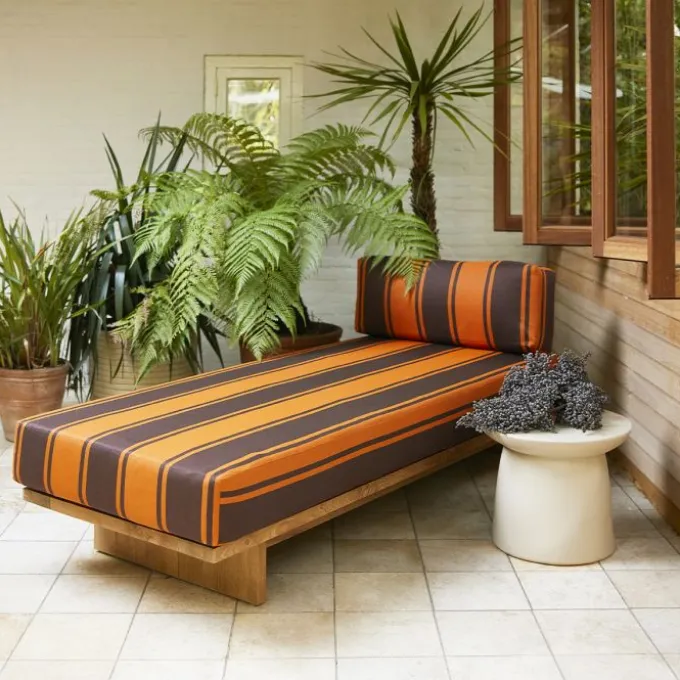 Tek chaise longue