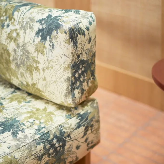 Tek chaise longue