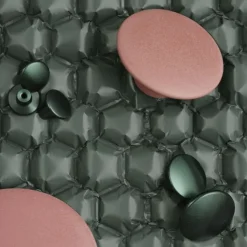 The dots 5 patères