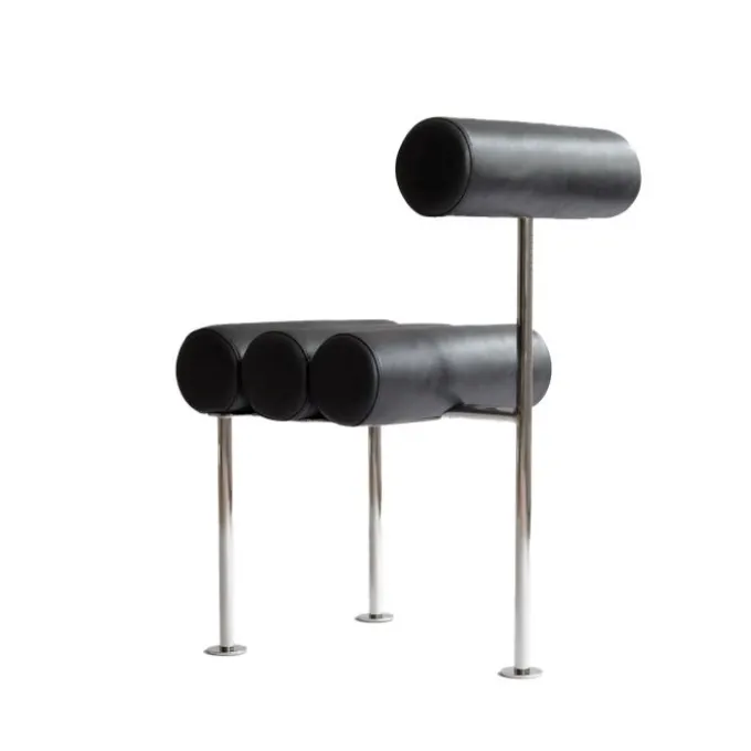 The Hiro Chaise