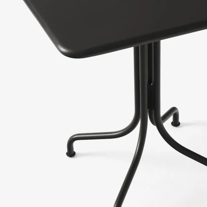 Thorvald Table café carrée SC97