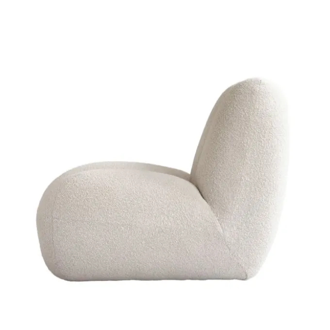 Toe Lounge Chair