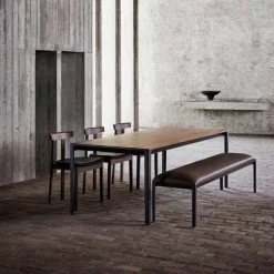 Torii Chaise
