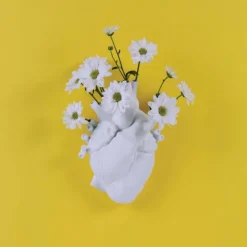 Vase Love In Bloom