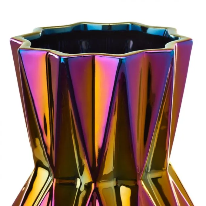 Vase Oily Folds