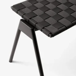 Ville AV46 Ottoman