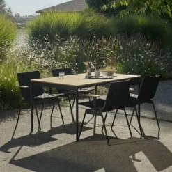 Ville Dining Table AV25/AV26