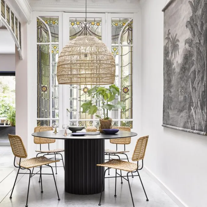 Wicker Ball suspension