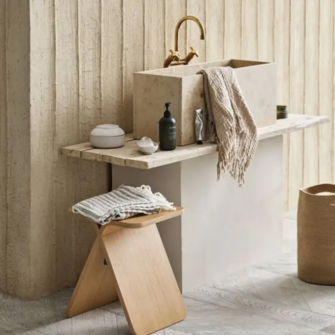 X - Tabouret