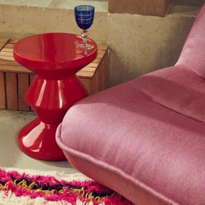 Zig zag stool